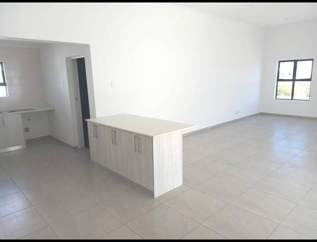 2 BEDROOM HOUSE FOR SALE IN LAAIPLEK